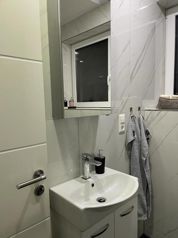 2 Zimmer Wohnung Zur Taegliche Miete Hechingen Exteriér fotografie